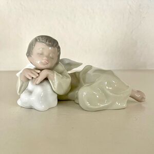Lladró Heavenly Dreamer 5728 figurine